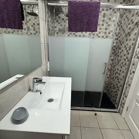 Spacious 2 Bedroom Duplex On Parquesantiago 2 公寓 *
