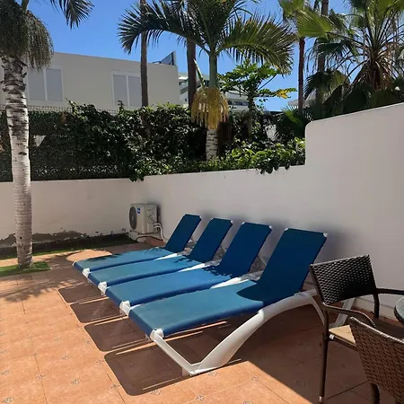 Spacious 2 Bedroom Duplex On Parquesantiago 2 Apartment