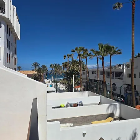 Spacious 2 Bedroom Duplex On Parquesantiago 2 *